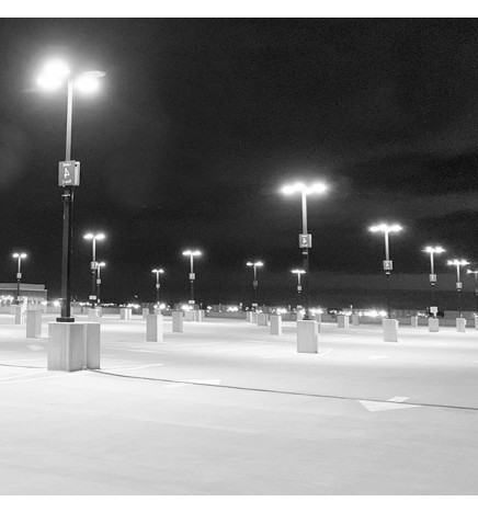 Traverse en acier à 4 bras