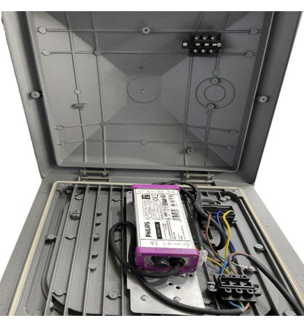 Farol LED 10W - 100W AARHUS Philips Driver Programável SMD5050 240Lm/W