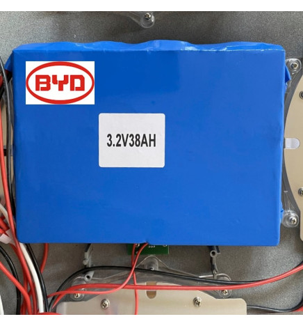 LED Straßenleuchte SOLAR 100W SUNWAY ILU10