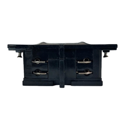 Conector  Direita em " I" calha  TRIFASICO