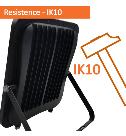 150W LED Outdoor Floodlight - Avant Pro - Osram Chip OSRAM CHIP DURIS E 2835 - 5 Years