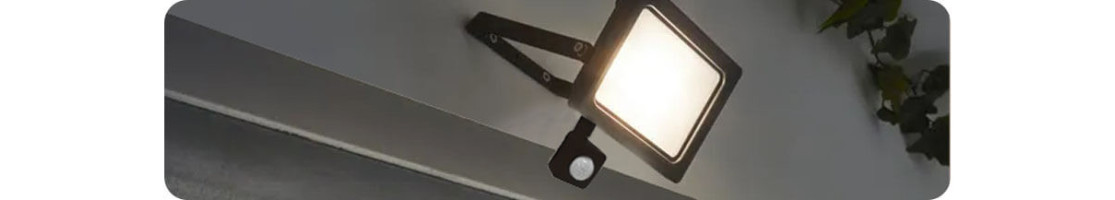 Focos de Exterior con Sensor de Movimiento para jardín, terrazas y patios - Detector de Presencia PIR